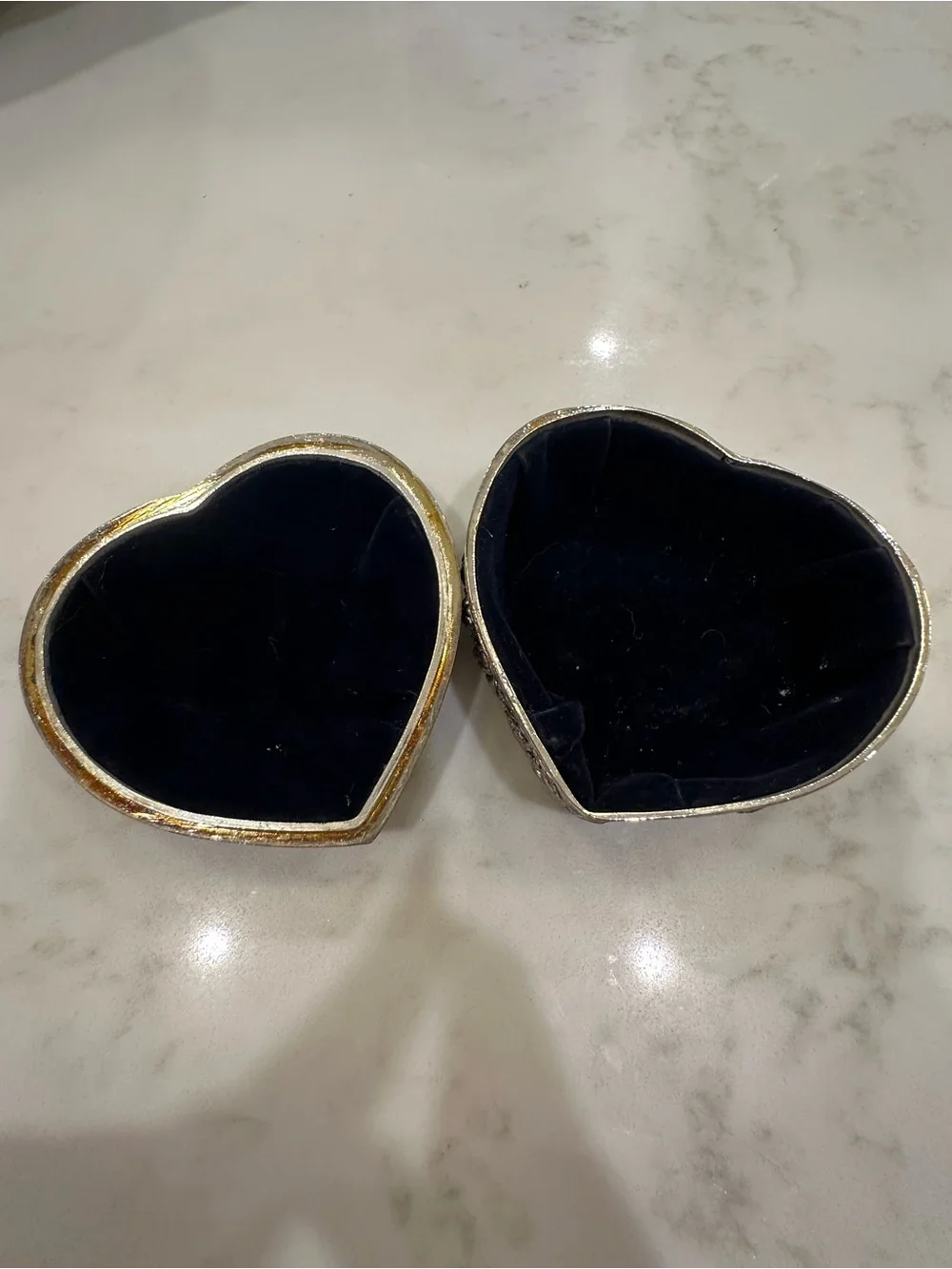 Heart-Shaped Silver Decorative Jewelry Trinket Box
